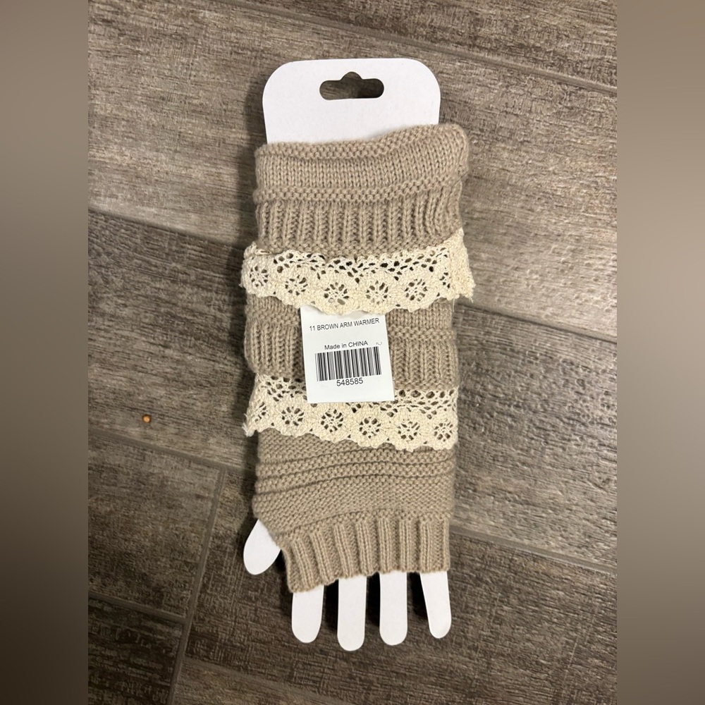 Beige Knit Arm Warmers with Lace and Button Accents - Picture 2 of 2